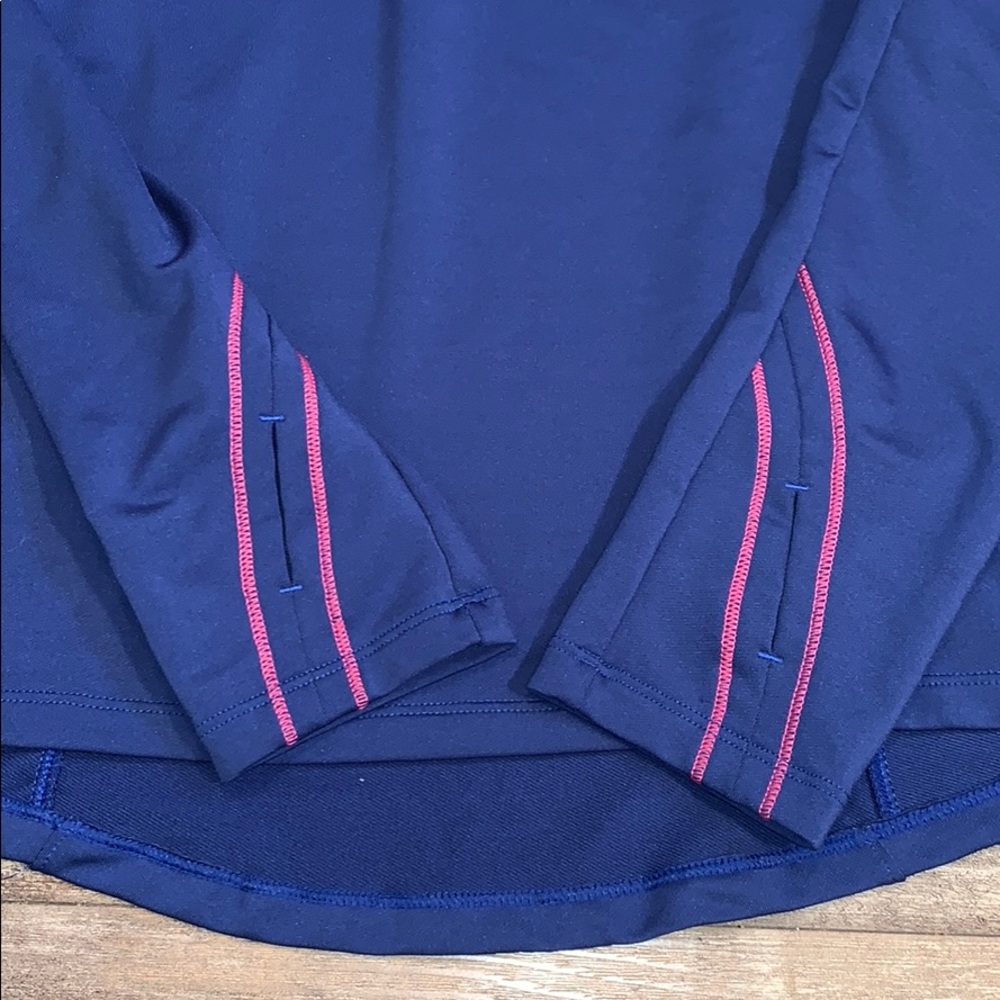 Saucony Running Top Jacket Sz Medium with thumb holes - Picture 3 of 5